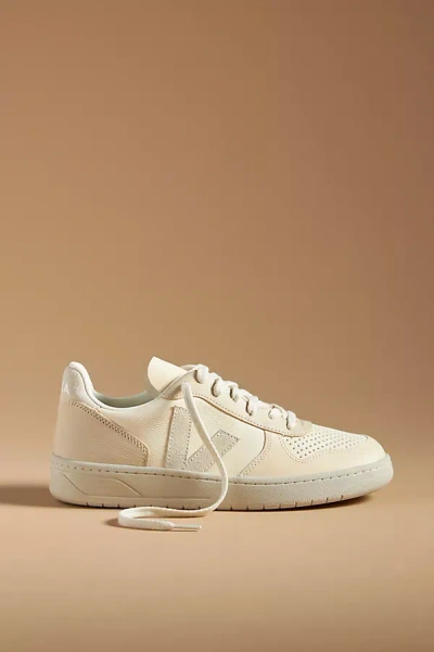 Veja V-10 Sneakers In White