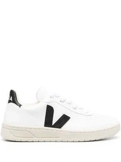 Pre-owned Veja V-10 Sneakers In White Black