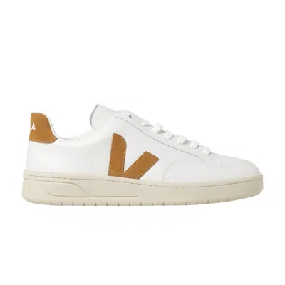 Pre-owned Veja V-12 'extra White Camel' | Men's Size 36