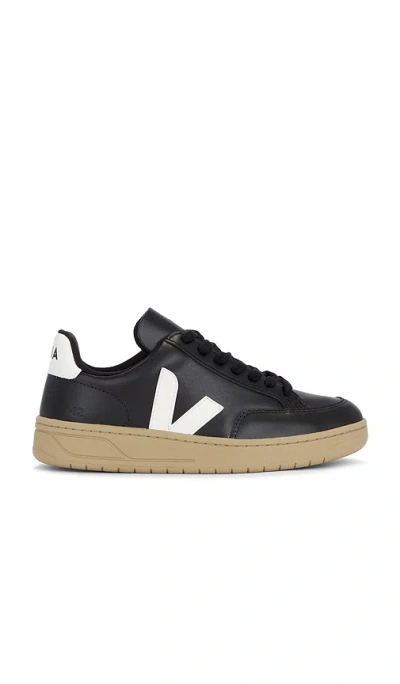Veja V-12 Sneaker In Black & White & Dune
