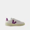Veja Woman Sneakers White Size 5 Leather In Neutral