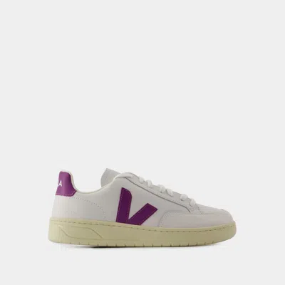 VEJA SNEAKERS V-12 - VEJA - CUIR - BLANC COSMOS