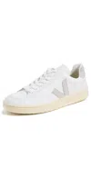 Veja White Low-top Sneakers With Logo Patch In Leather Man