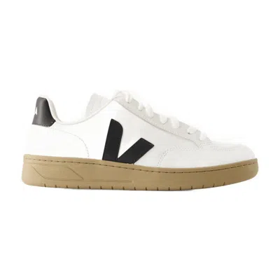 Veja V-12 Sneakers In White