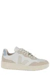 Veja V 90 In Extra White Pierre Steel