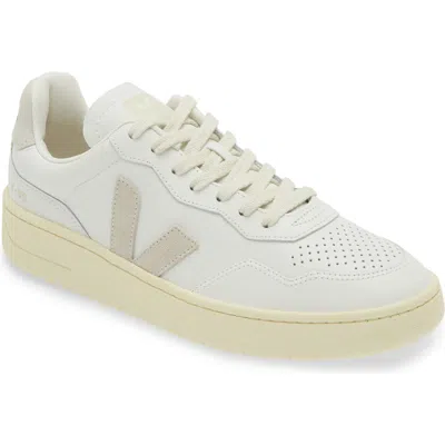 VEJA VEJA V-90 LEATHER SNEAKER