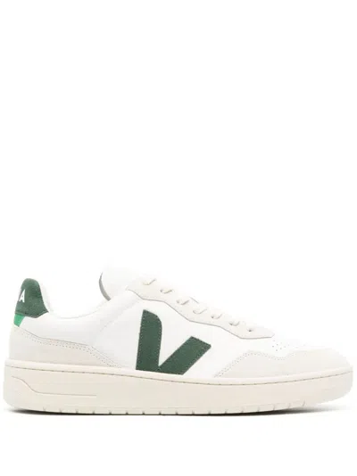 VEJA V-90 LOW-TOP SNEAKERS