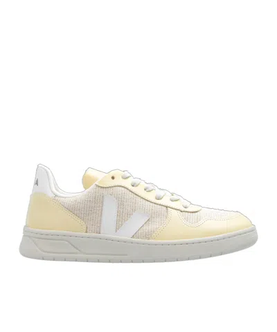 Veja V-90 Low-top Sneakers In White