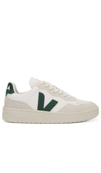 VEJA V-90 SNEAKER