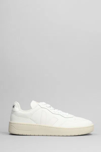 Veja V-90 Sneakers In White