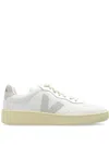 Veja V-90 Sneakers In Bianco