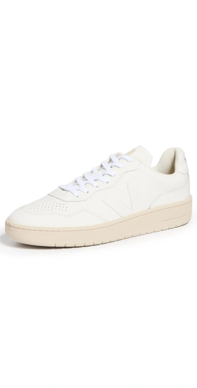 Veja V-90 Sneakers Extra White