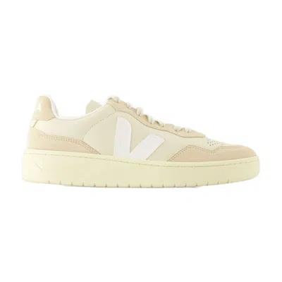 Veja V-90 Sneakers In Neutral