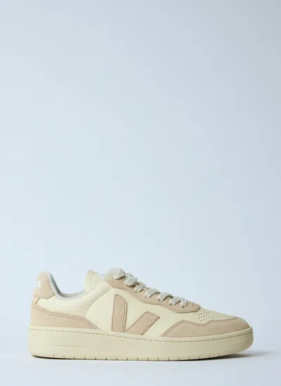 VEJA V-90 SNEAKERS