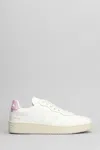 Veja V-90 Sneakers In White Leather In White