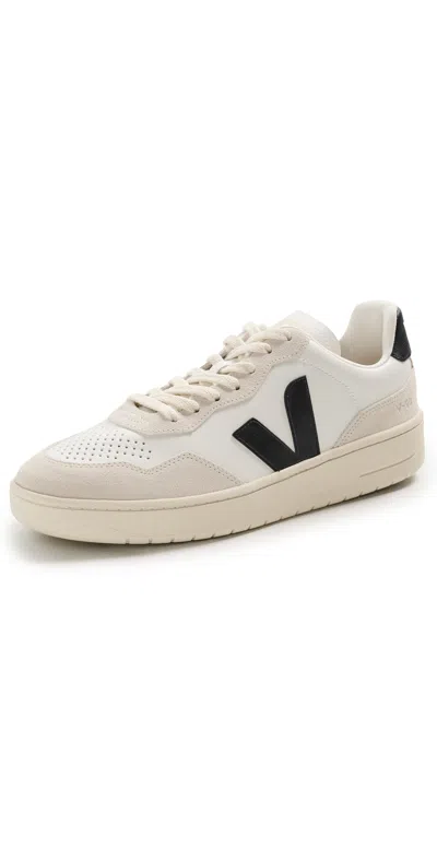 Veja V-90 Panelled Grained Leather Sneakers In Multi