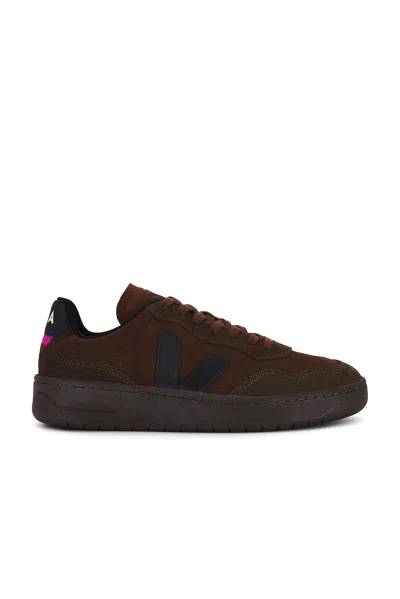 Veja V-90 Sneakers In Brown