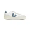 Veja Low-top White Leather Sneakers With Contrasting Logo In White