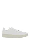 Veja V 12   Women's In White