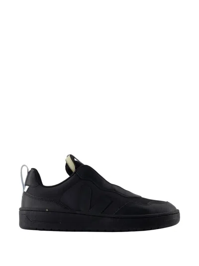Veja V-90 X Sneakers In Black