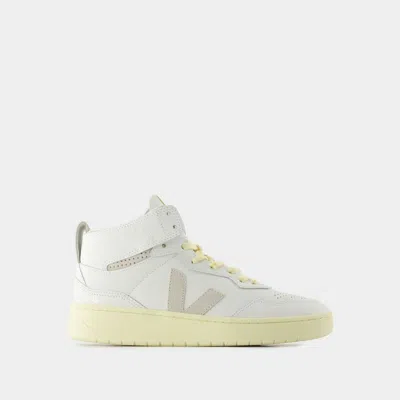 VEJA VEJA V-95 SNEAKERS