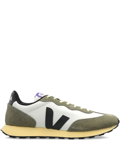 Veja V-logo Suede Trainers In Green