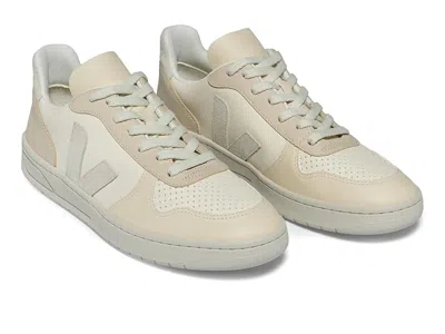 Veja V-10 In Animal Print