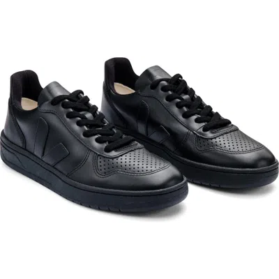 Veja V-10 Lace Up Sneaker In Black