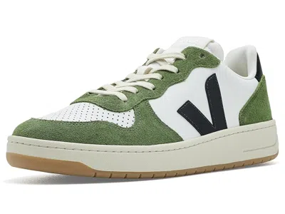 Veja V-10 Leather Sneakers In Green