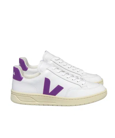 VEJA VEJA V-12 LOGO PATCH SNEAKERS