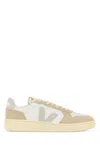 Veja V-82 In White