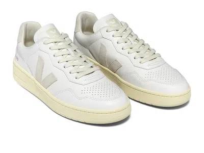 Veja V-90 In White
