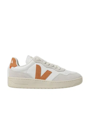VEJA VEJA V90 LACE-UP SNEAKERS