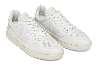 Veja V-90 In White