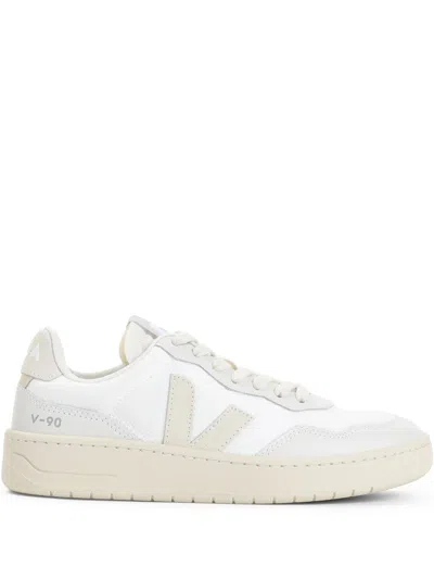 Veja Vd1720485a In White