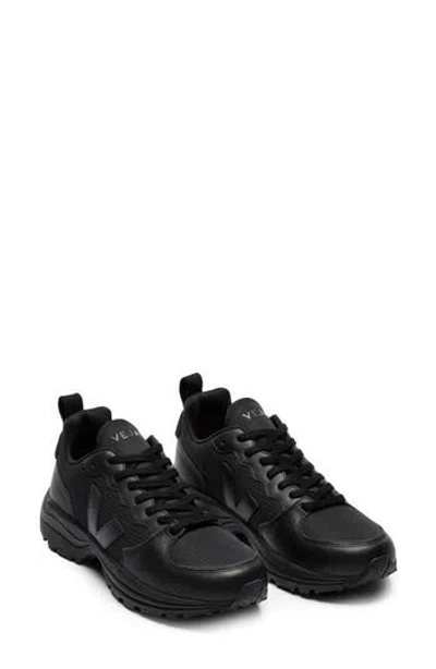 Veja Venturi Ii Lace Up Sneaker In Black