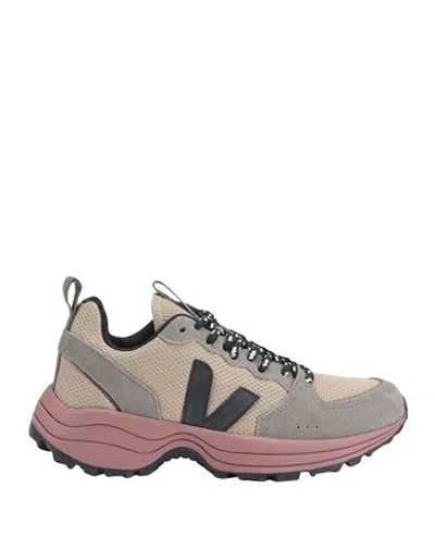 Veja Venturi Chunky Alveomesh Trainers Col: Dune/ Black, Size: 6
