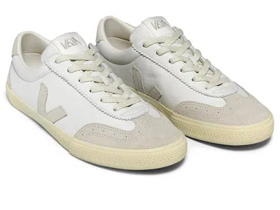 Veja Volley In White