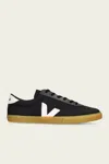 Veja Volley Black Sneaker With Side Logo And Lettering Logo On The Heel In Organic Cotton Unisex