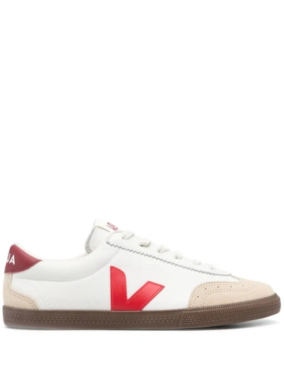 Veja Volley O.t. Leather In White