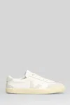 Veja Volley O.t Sneakers In White Suede And Leather In White