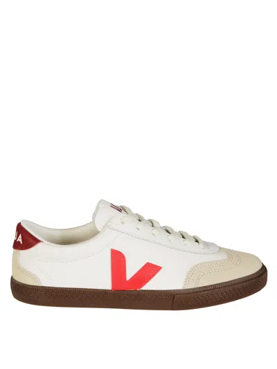 VEJA VEJA VOLLEY O.T.