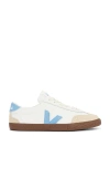 Veja Volley White Aqua Bark In White & Aqua & Bark