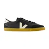 Veja Volley Black Sneaker With Side Logo And Lettering Logo On The Heel In Organic Cotton Unisex In Black