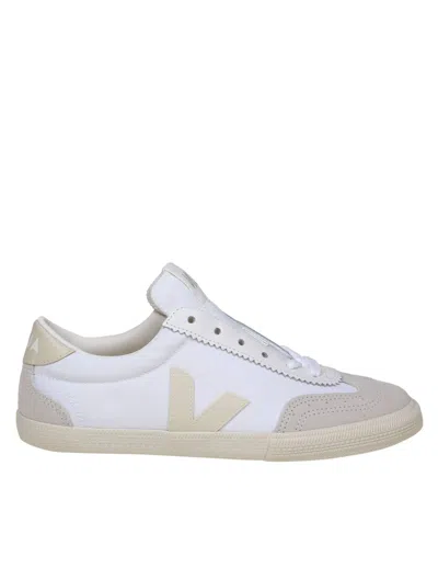 Veja Organic Cotton Sneakers In White/pierre