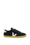 Veja Volley-39 Nd  Female In Black