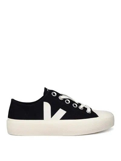 Veja Wata Ii V-logo Canvas Low-top Trainers In Black