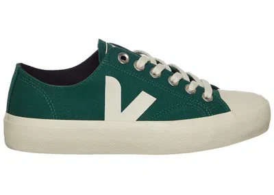 Pre-owned Veja Wata Ii Low Canvas Poker Pierre Sneakers In Green/white