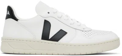 VEJA WHITE & BLACK V-10 LEATHER SNEAKERS