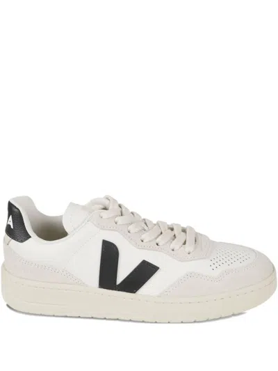 VEJA WOMEN WHITE BLACK LOGO SNEAKERS, 8.5 LUXURY SNEAKERS FOR WOMEN DARVEYS